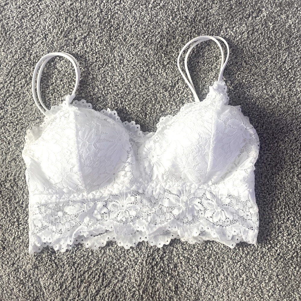 SHEIN- size medium. white lace bralette